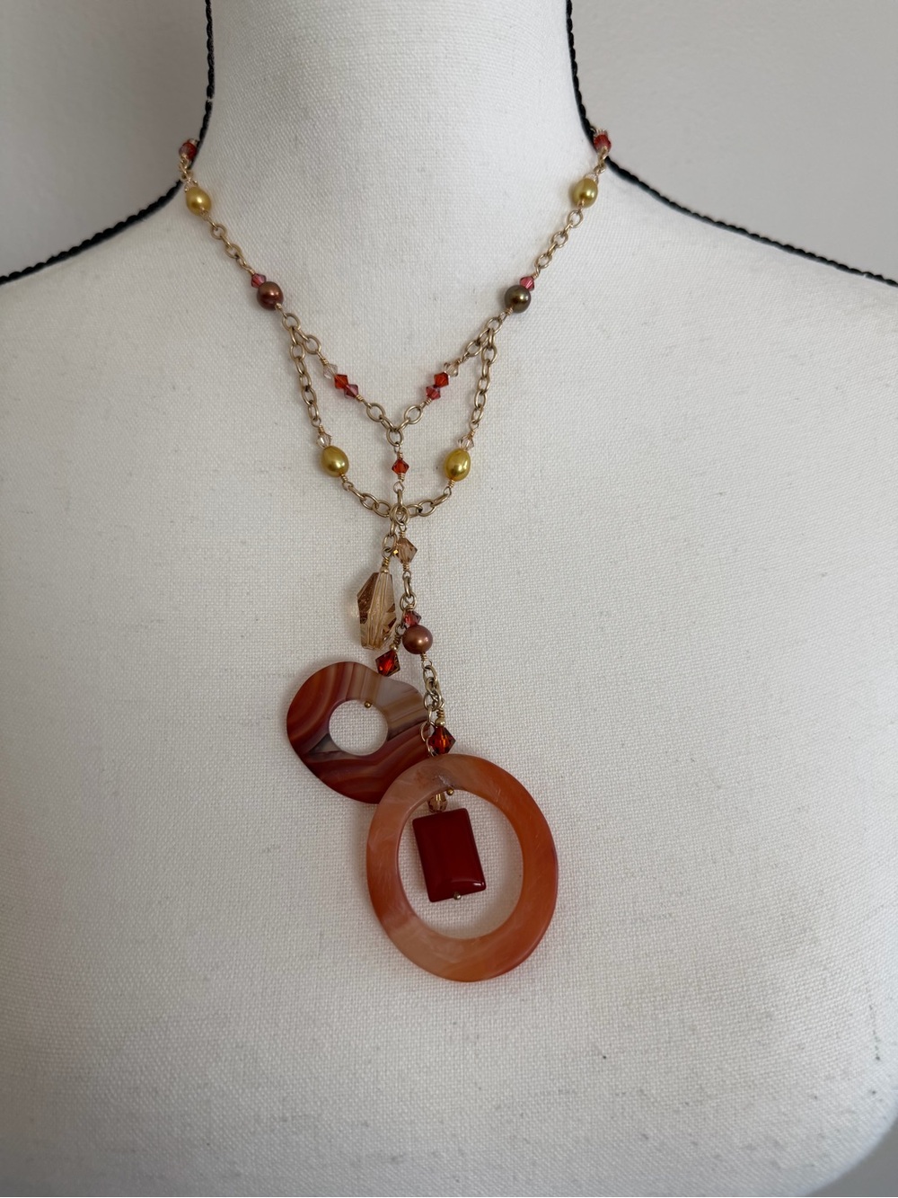 Tres Jolie Handcrafted Red Agate Circle Pendant Necklace - Women Jewelry set